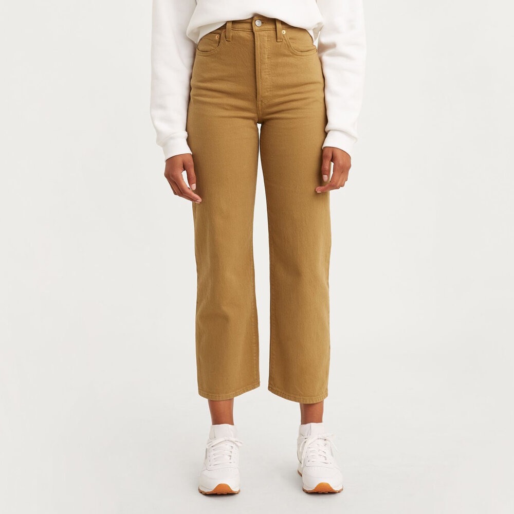 Levi’s Ribcage Straight Sz. 24 - One Track Mind